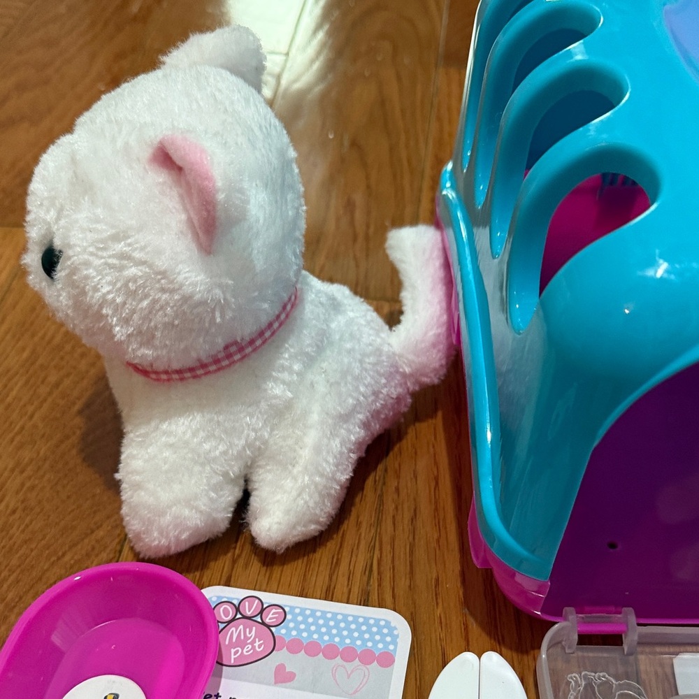 🐈 Kitty-cat Grooming Playset with Carrier and Accessories - Pink and Blue - Picture 4 of 10
